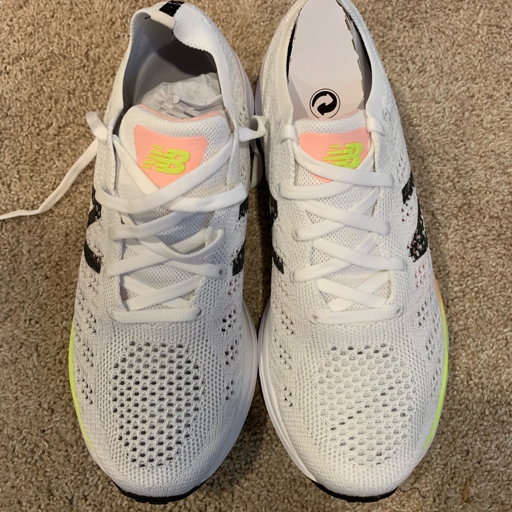 NWT in box W890 New Balance Running Shoe